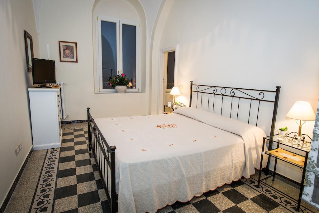 Bed And Breakfast La Torretta Gaeta Bilik gambar